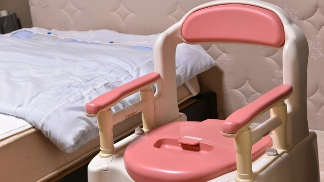 ポータブルトイレ